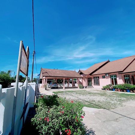 Villa Hellokitty House - Unit 1 Kuala Terengganu Exterior foto