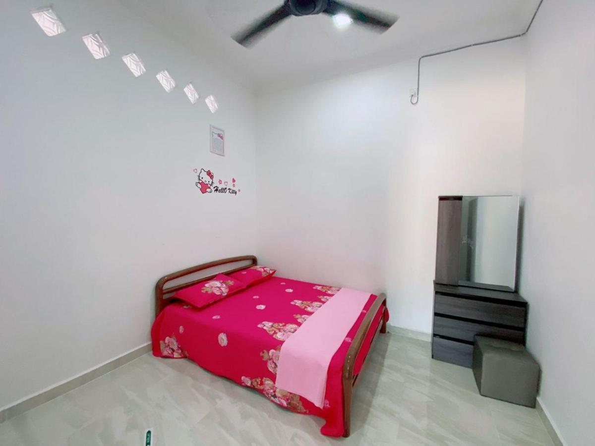 Villa Hellokitty House - Unit 1 Kuala Terengganu Exterior foto