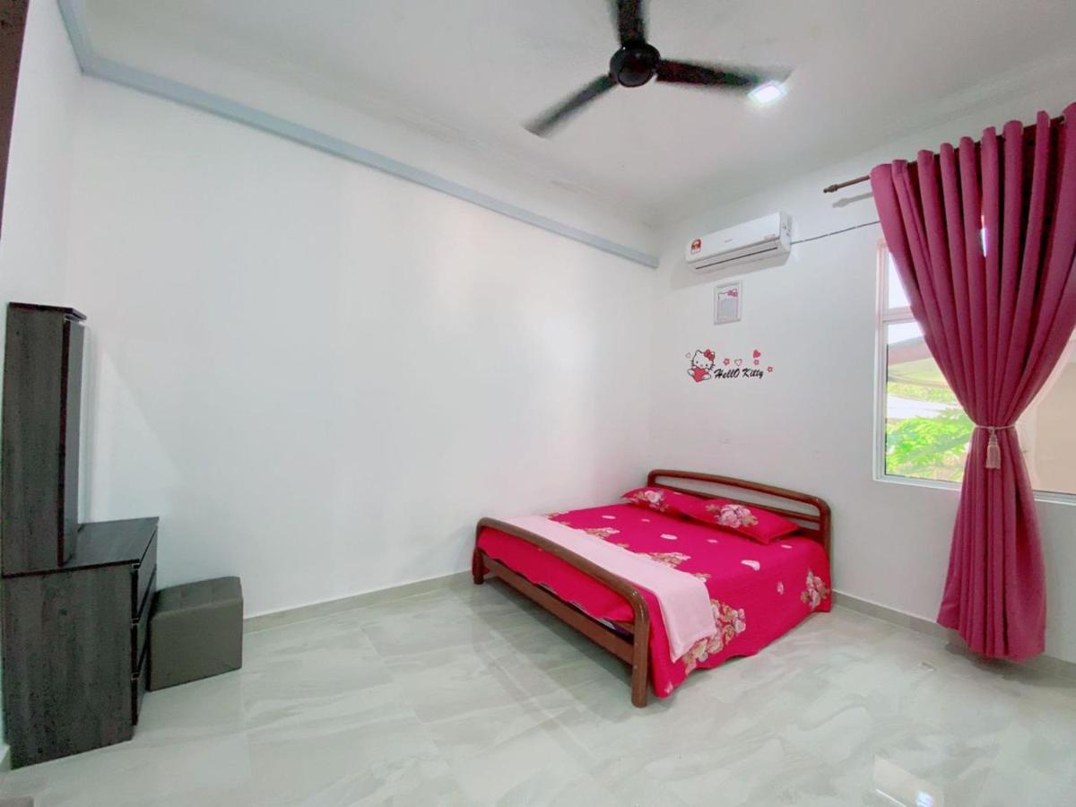 Villa Hellokitty House - Unit 1 Kuala Terengganu Exterior foto