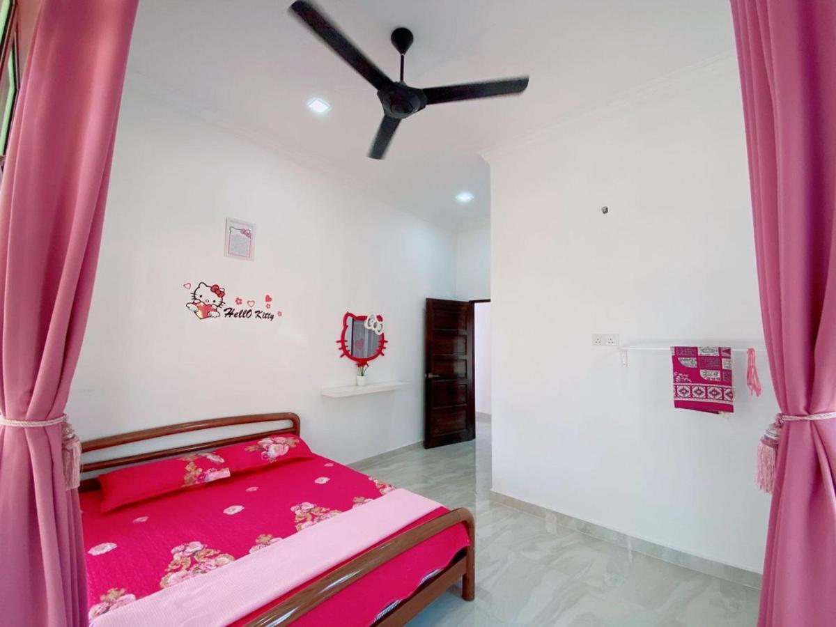 Villa Hellokitty House - Unit 1 Kuala Terengganu Exterior foto